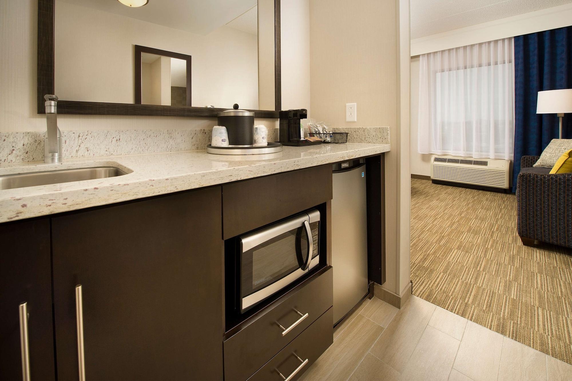 Hampton Inn & Suites Baltimore/Woodlawn Eksteriør billede