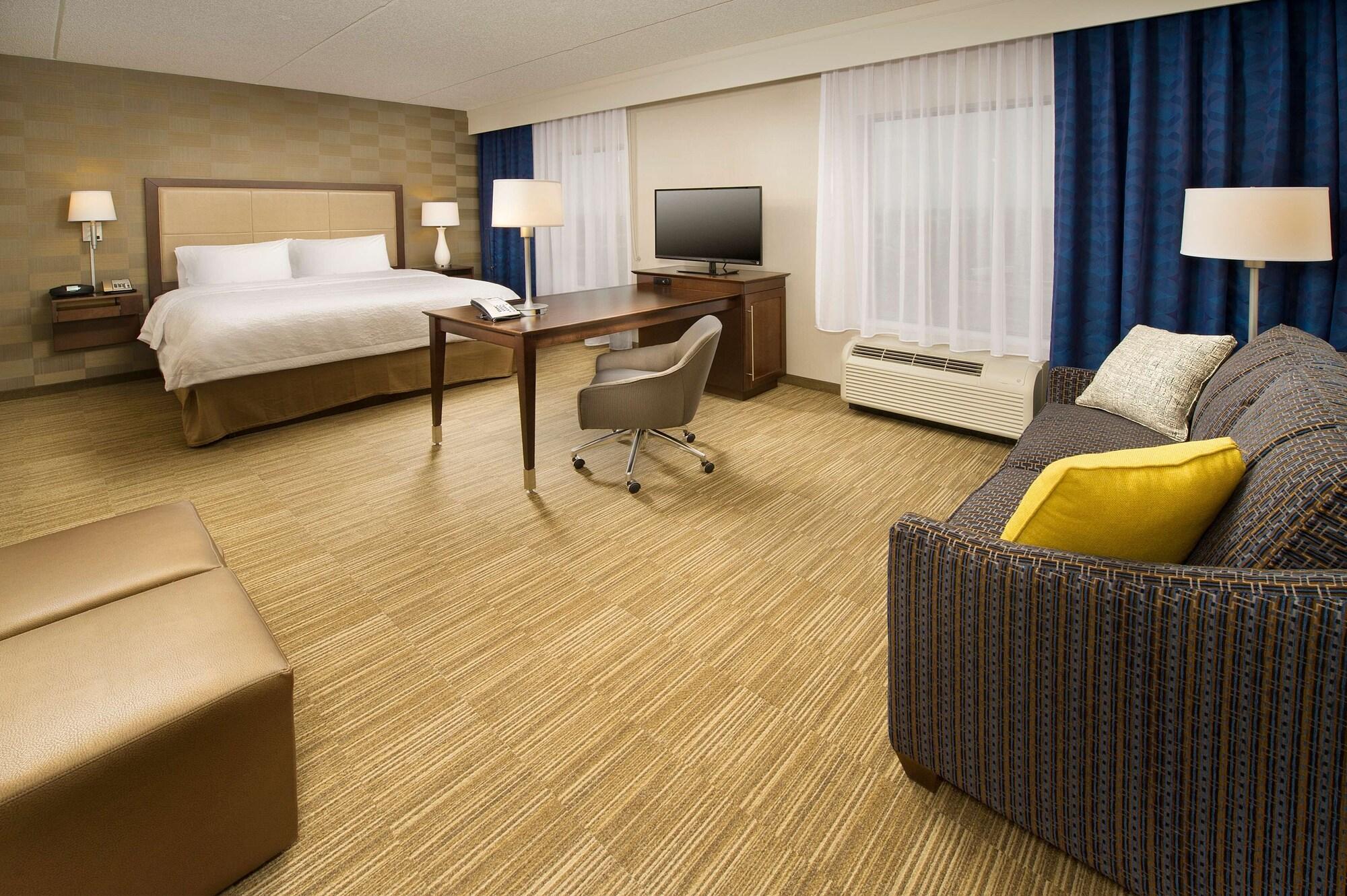 Hampton Inn & Suites Baltimore/Woodlawn Eksteriør billede