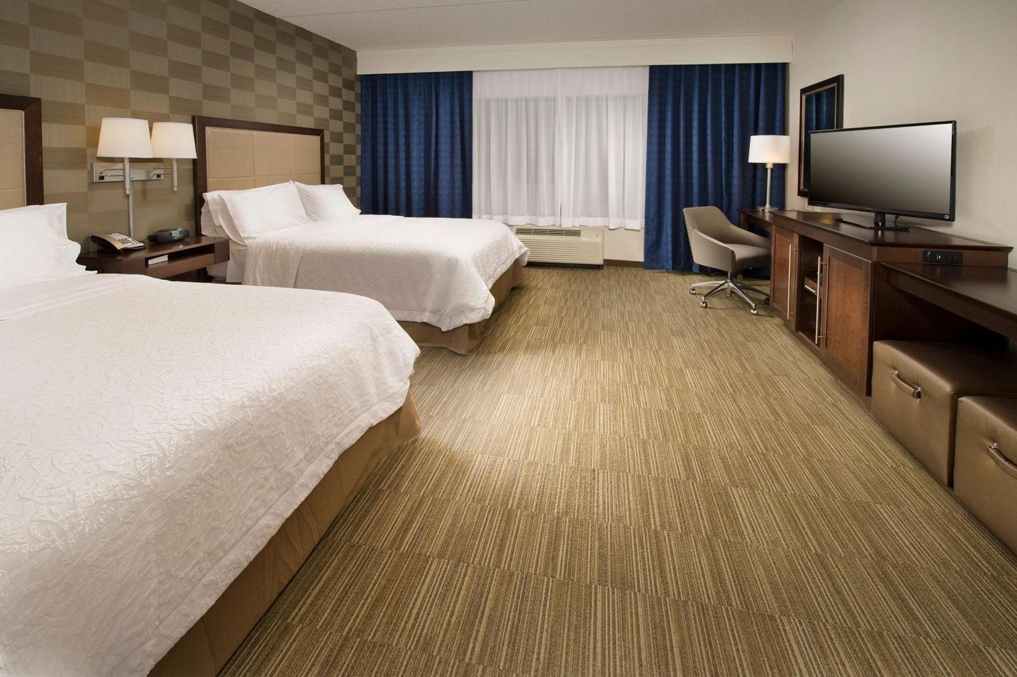 Hampton Inn & Suites Baltimore/Woodlawn Eksteriør billede